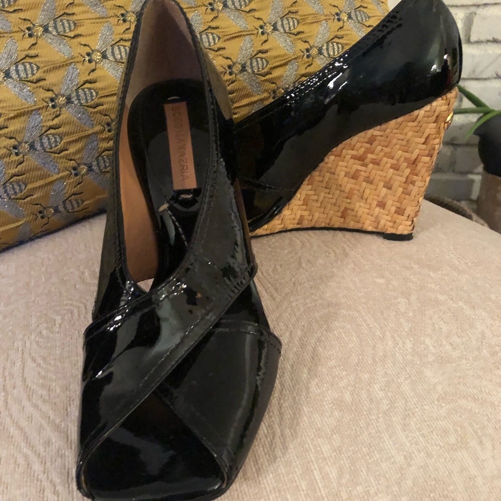 BCBG Patten leather open toe wedge sandal - Picture 6 of 8
